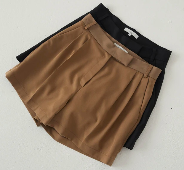 Almina Concept High Waisted summer shorts in brown and black